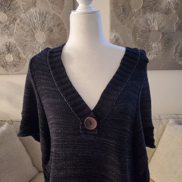 ✨ FREE PEOPLE ✨ Hooded Knit Poncho - [Size Small] - Picture 4 of 12